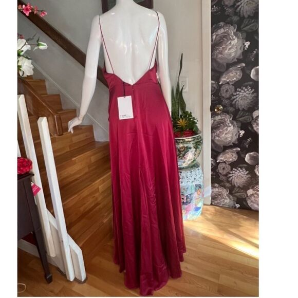 Fame and Partners
The Rosabel Dress - Picture 8 of 9